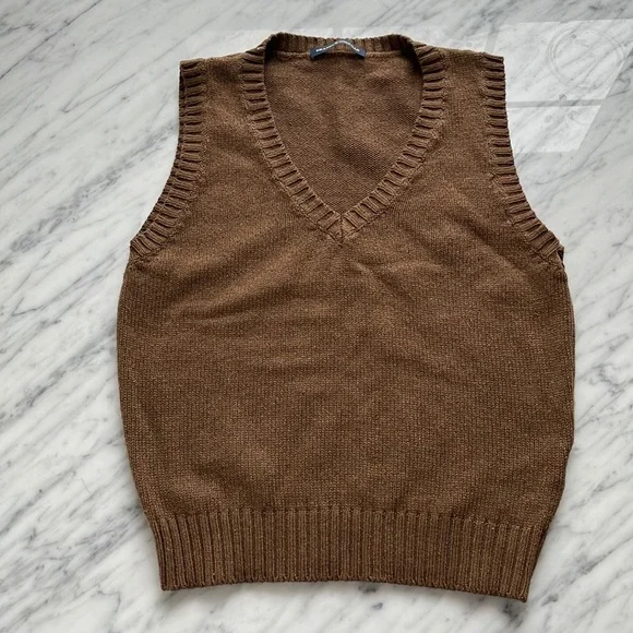 brandy melville sweater vest
